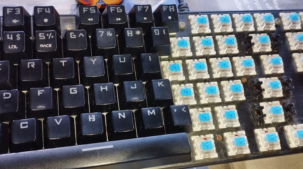 Menutenção em Teclados Mecânicos